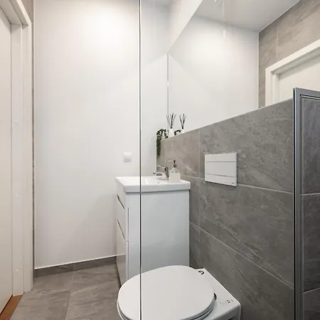 Appartement Hilltop - Studio In City Centre